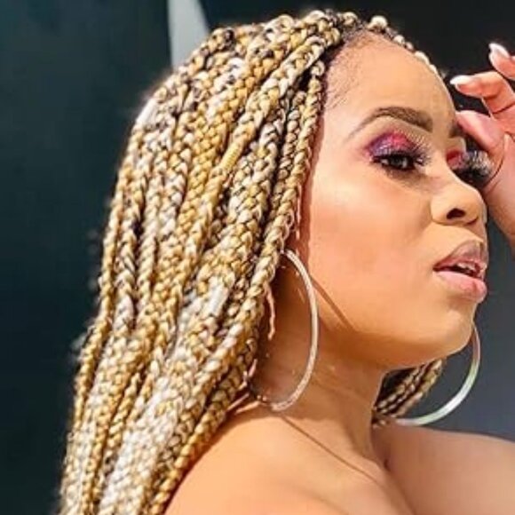 Beautiful 36" HD Lace Knotless Box Braid Lace Wig-Phenomenal! - Picture 13 of 13